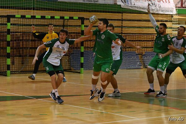 dsc_4140_2_smallE2231F94-BFEB-DFF6-A3E1-FD16BA87C220.jpg